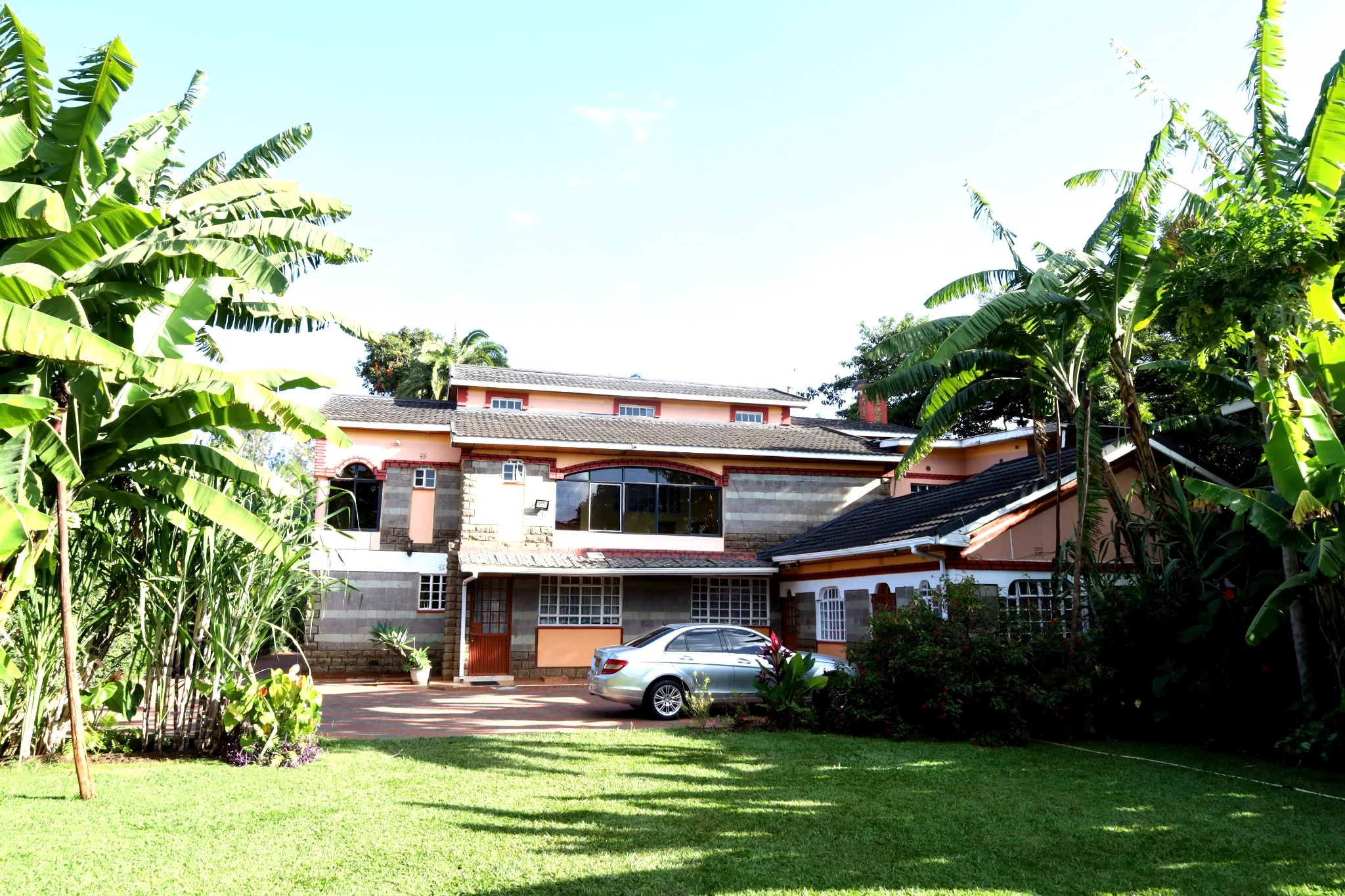 stardom-hotel-apartment-1