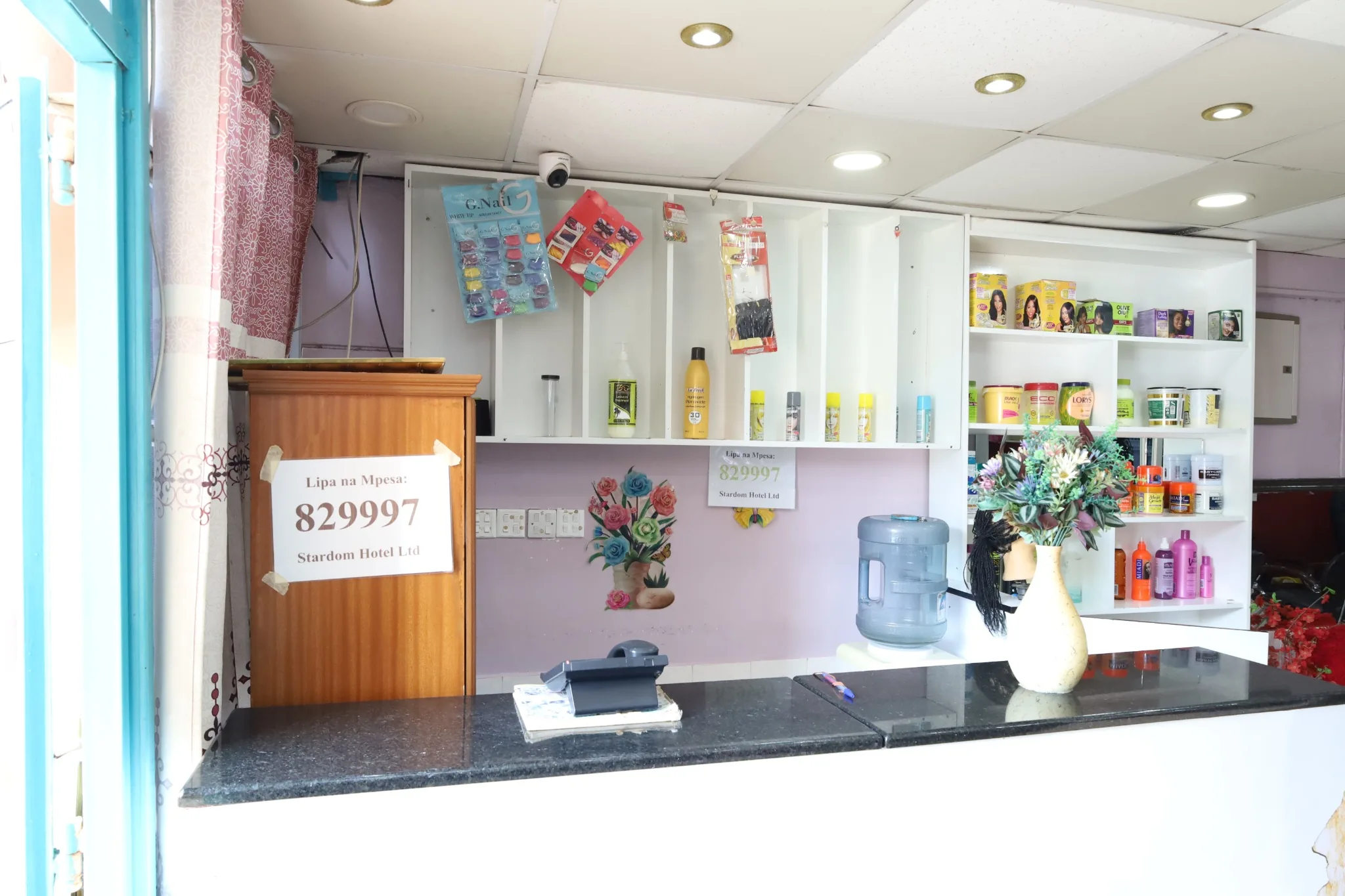 stardom-hotel-beauty-parlour-12